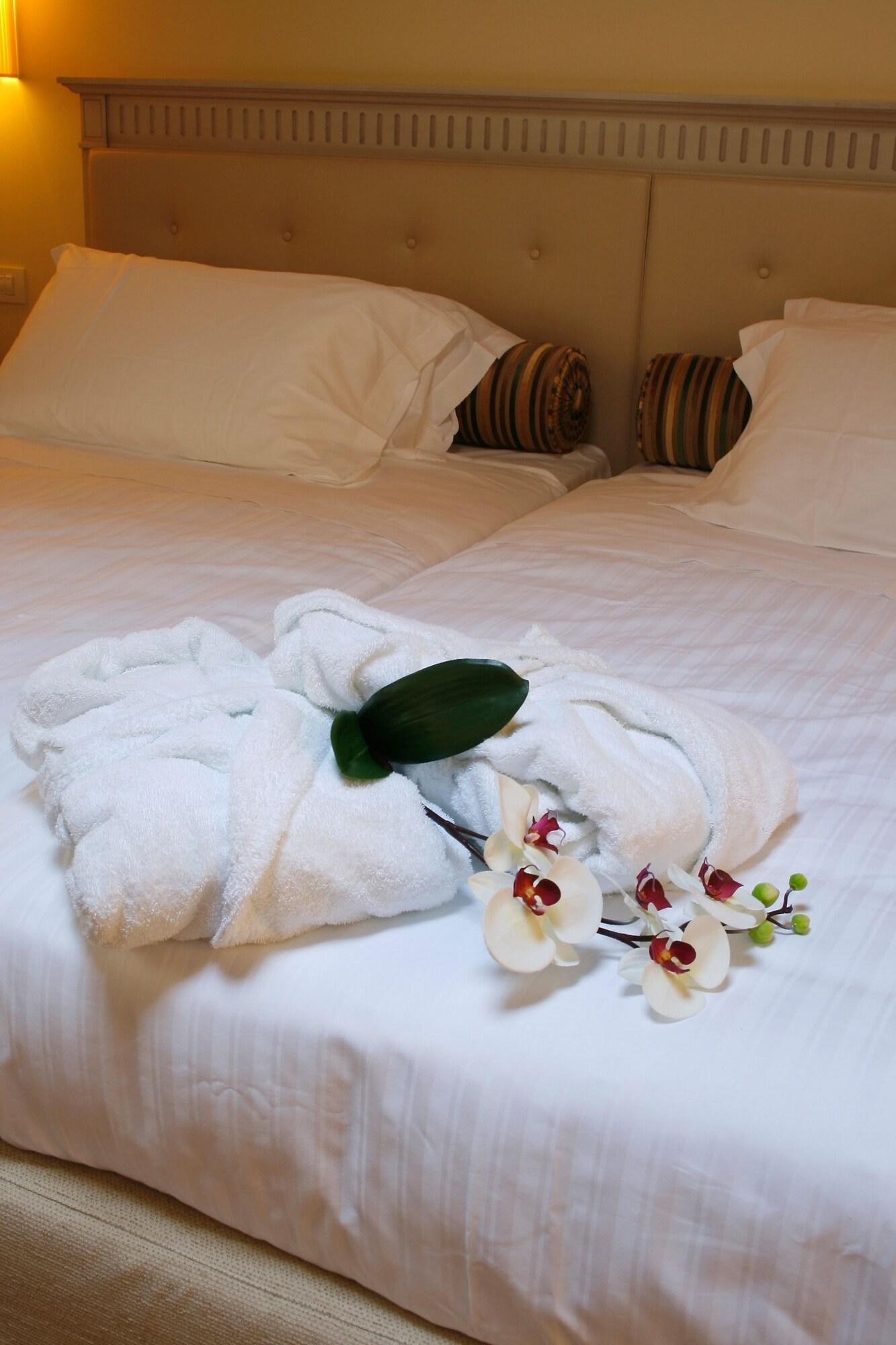 Hotel Lhp