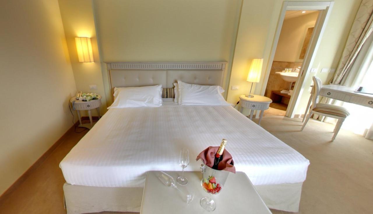 Hotel Lhp 4*