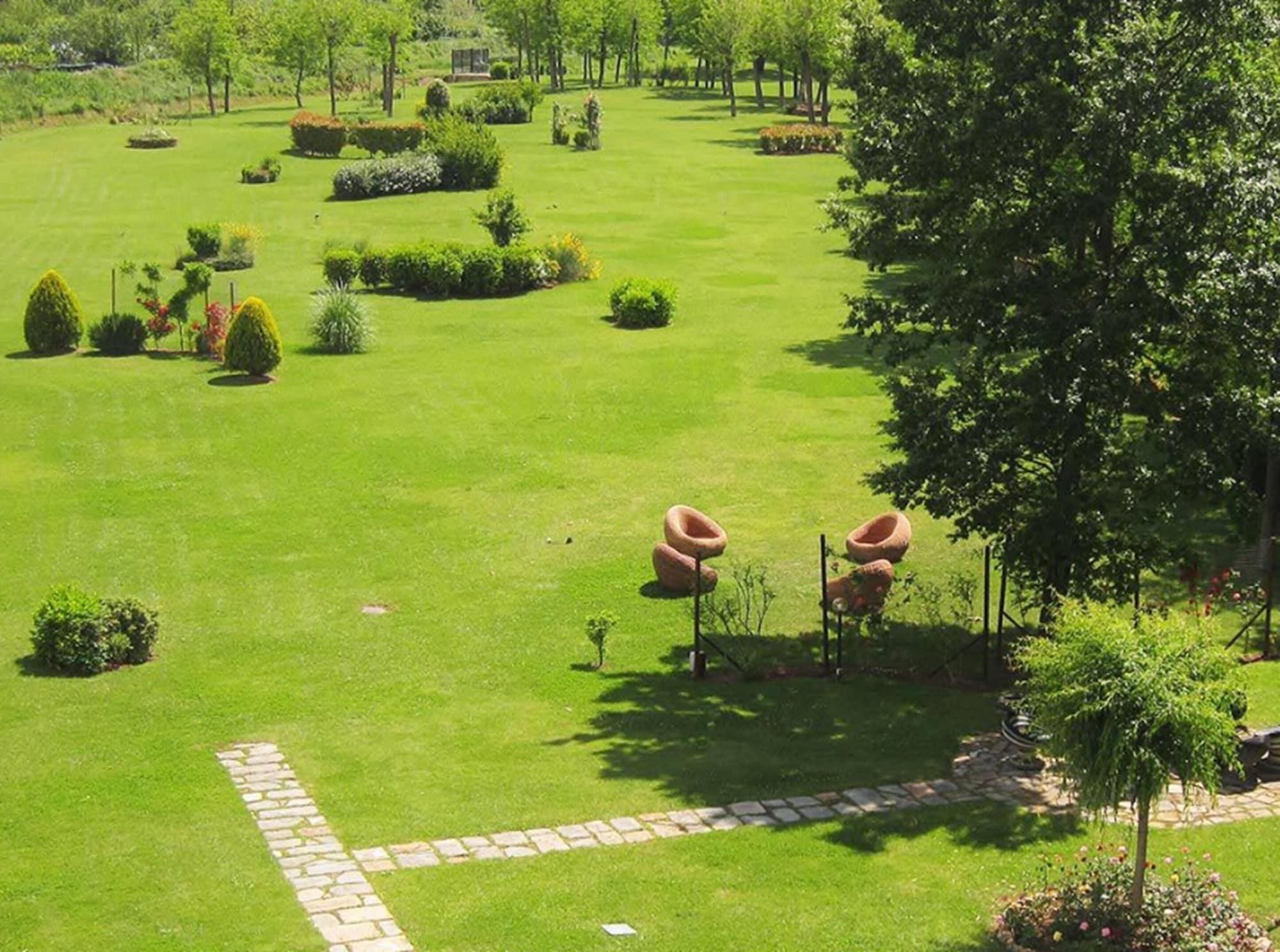 Hotel Lhp 4*