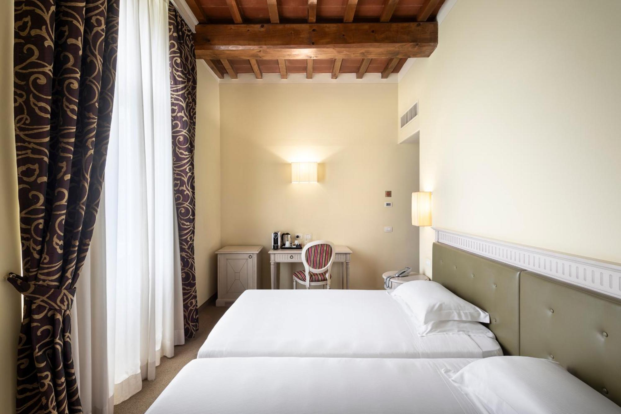 Lhp Hotel 4*